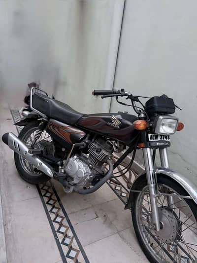 Honda CG 125 2022 | Total PPF Protected | Low Mileage | Mint Condition
