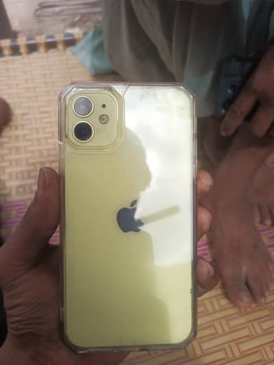 Apple iPhone 11