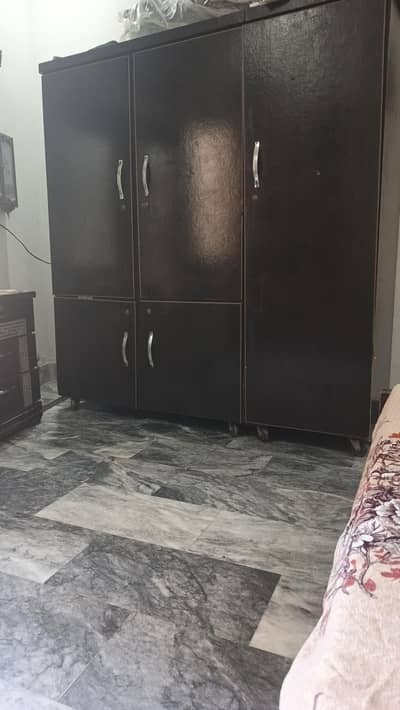 used almirah for sale