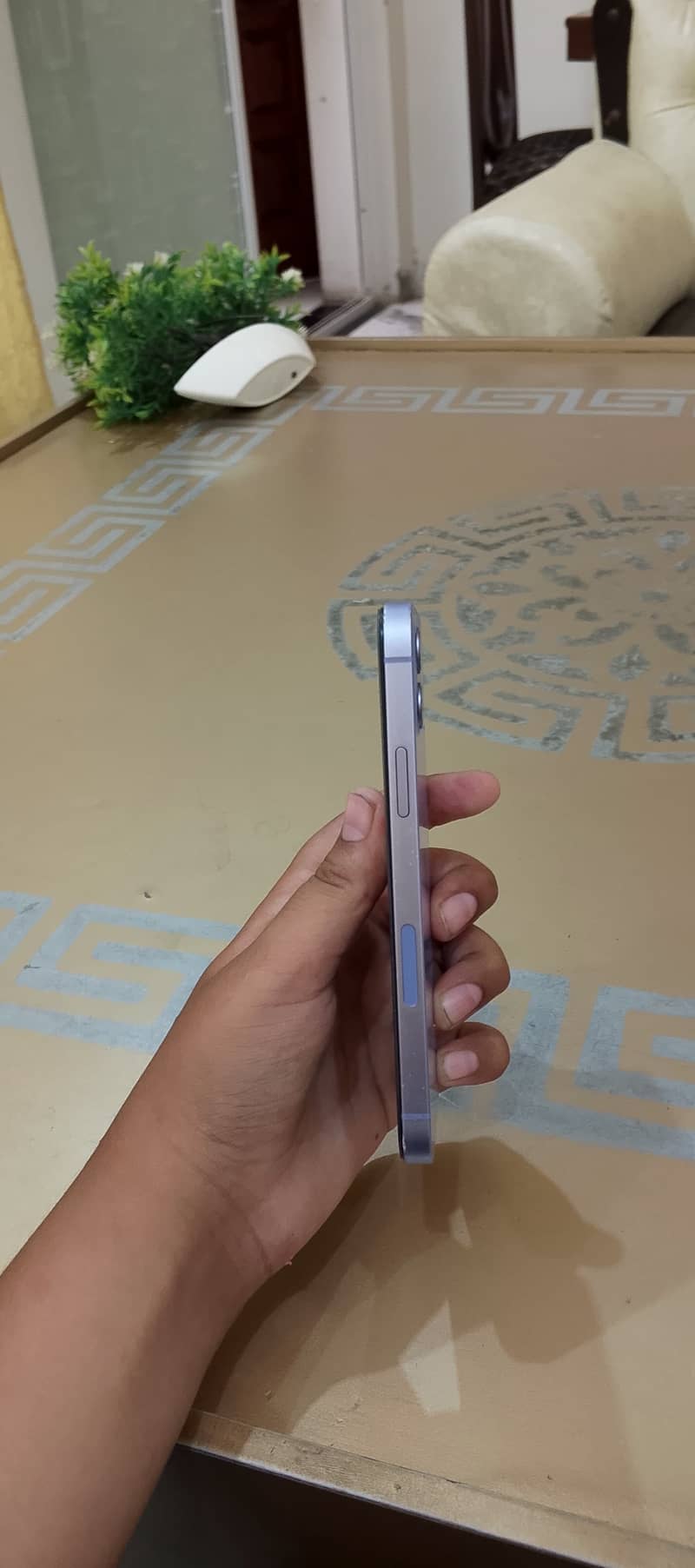 Apple iPhone 12 4