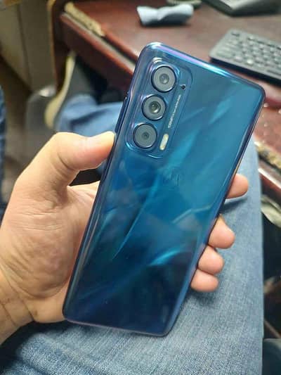 Moto Edge 2021, 6GB/256GB, PTA Approved, 10/10 Condition 