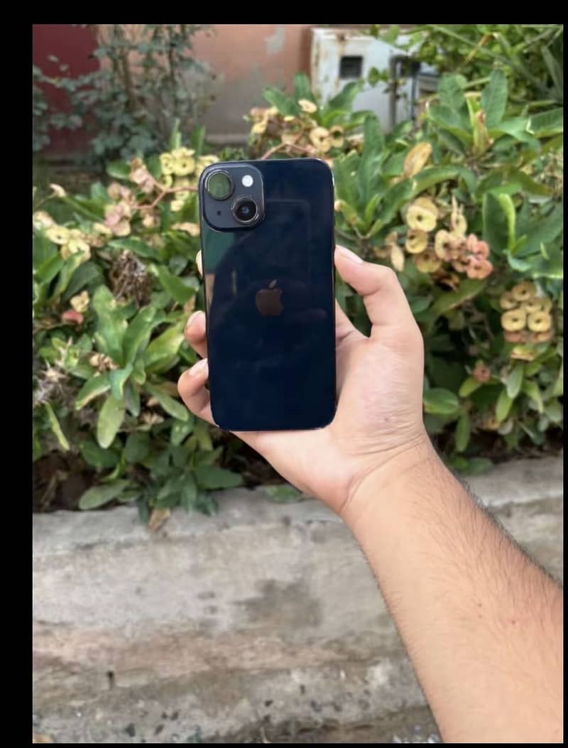 iPhone 14 4
