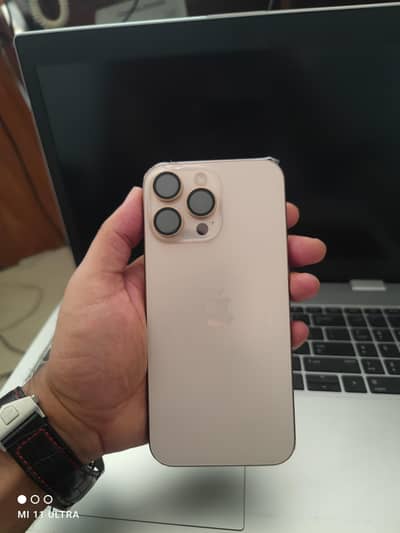 Apple iPhone 16 Pro Max