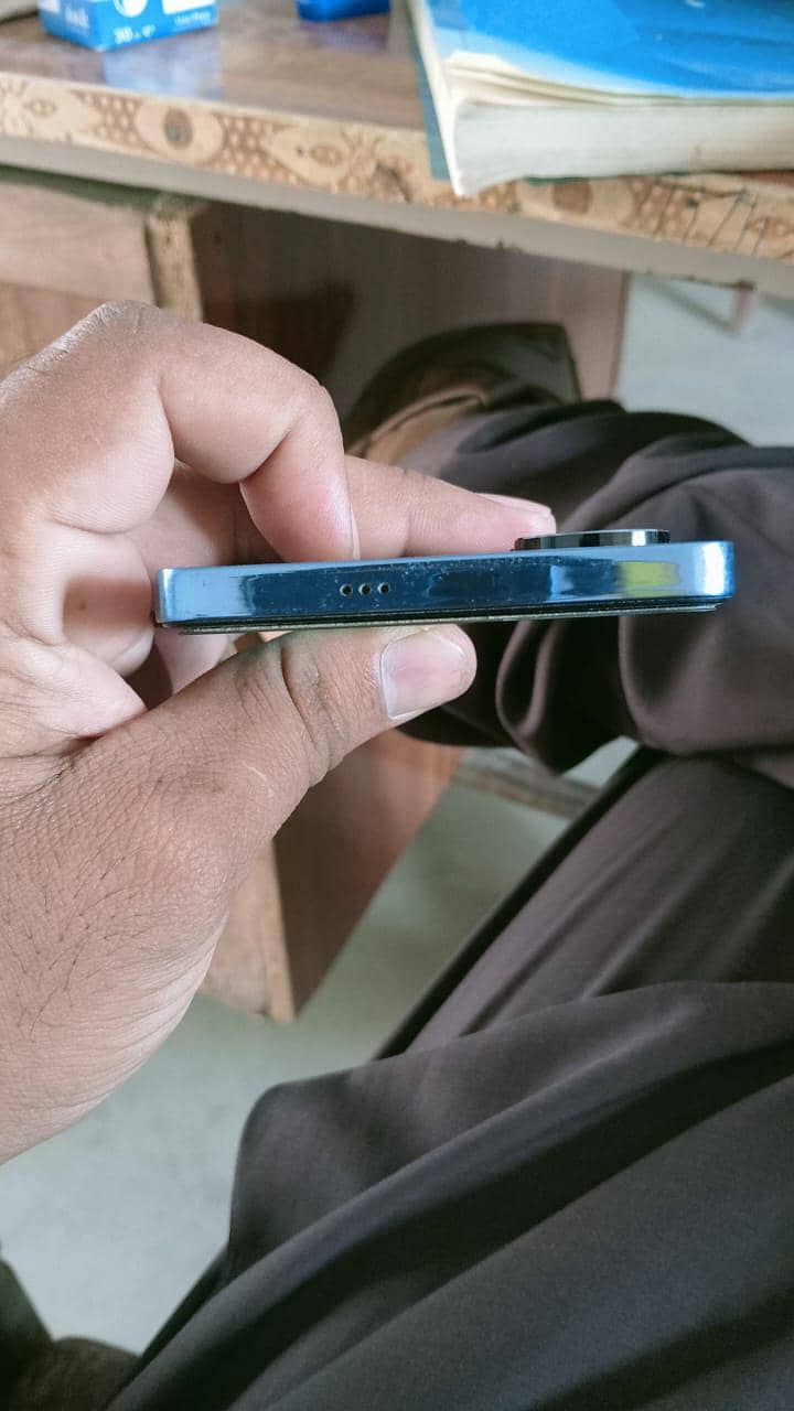 Tecno CAMON 20 2
