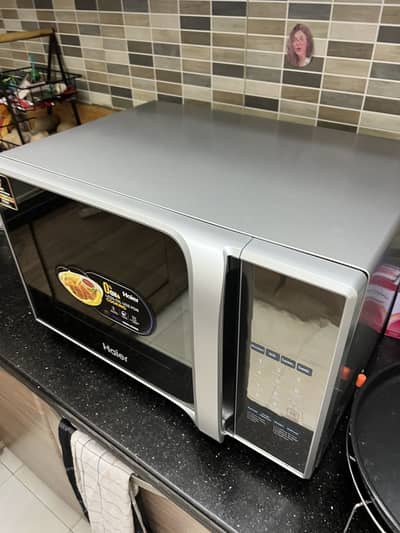 Haier Microwave Oven