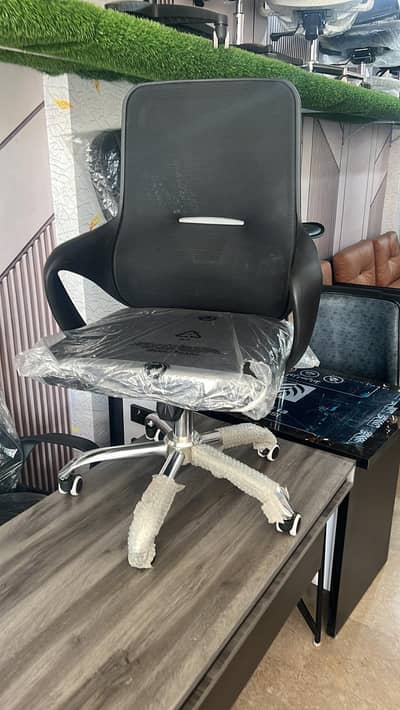 Low back office chair-Study chair-Gaming Chair-CEO chairs-office chair