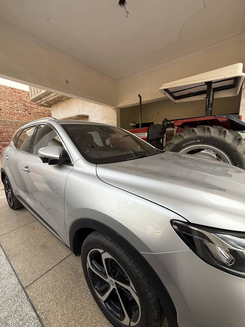Mg hs phev or exchange with haval 1.5t (facelift) 1