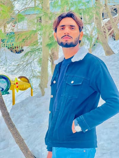 Need a job urgently plz