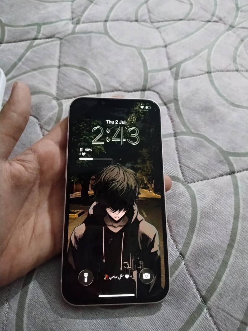 Apple iPhone 13 1