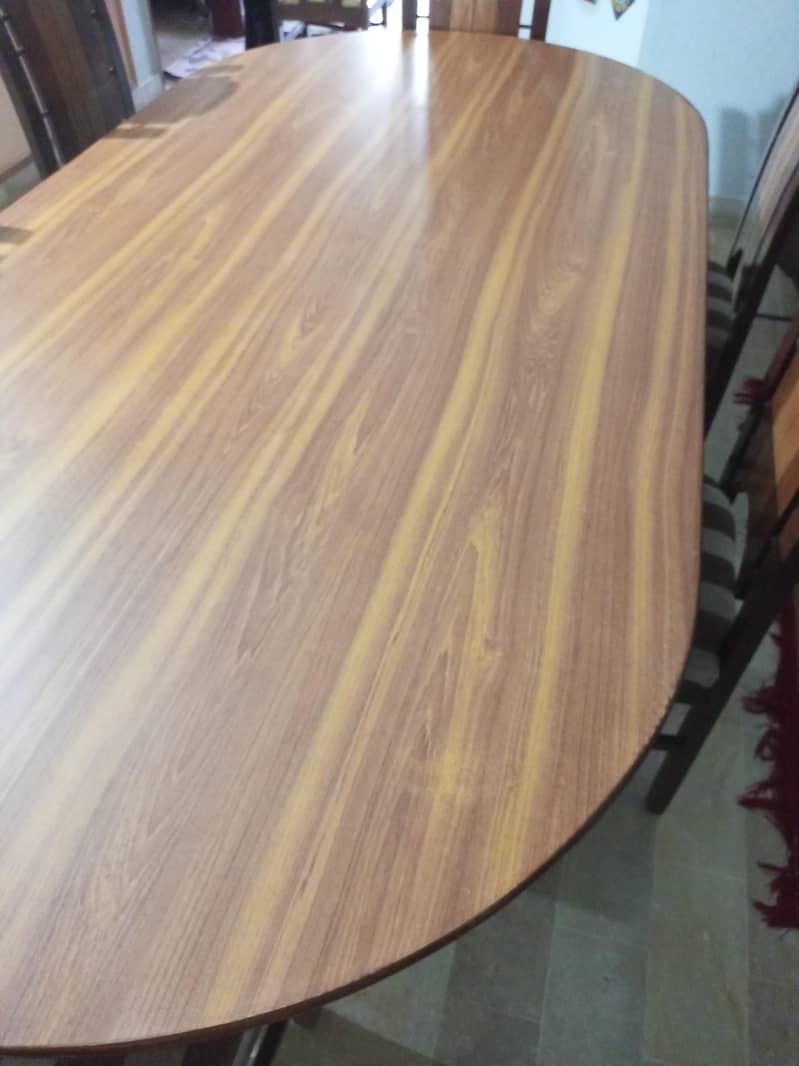 dinnind table 2