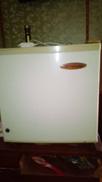 mini room fridge
