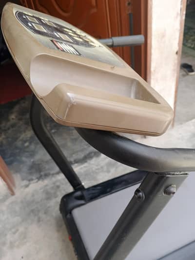 Heavy Treadmill for Sale – Good Condition