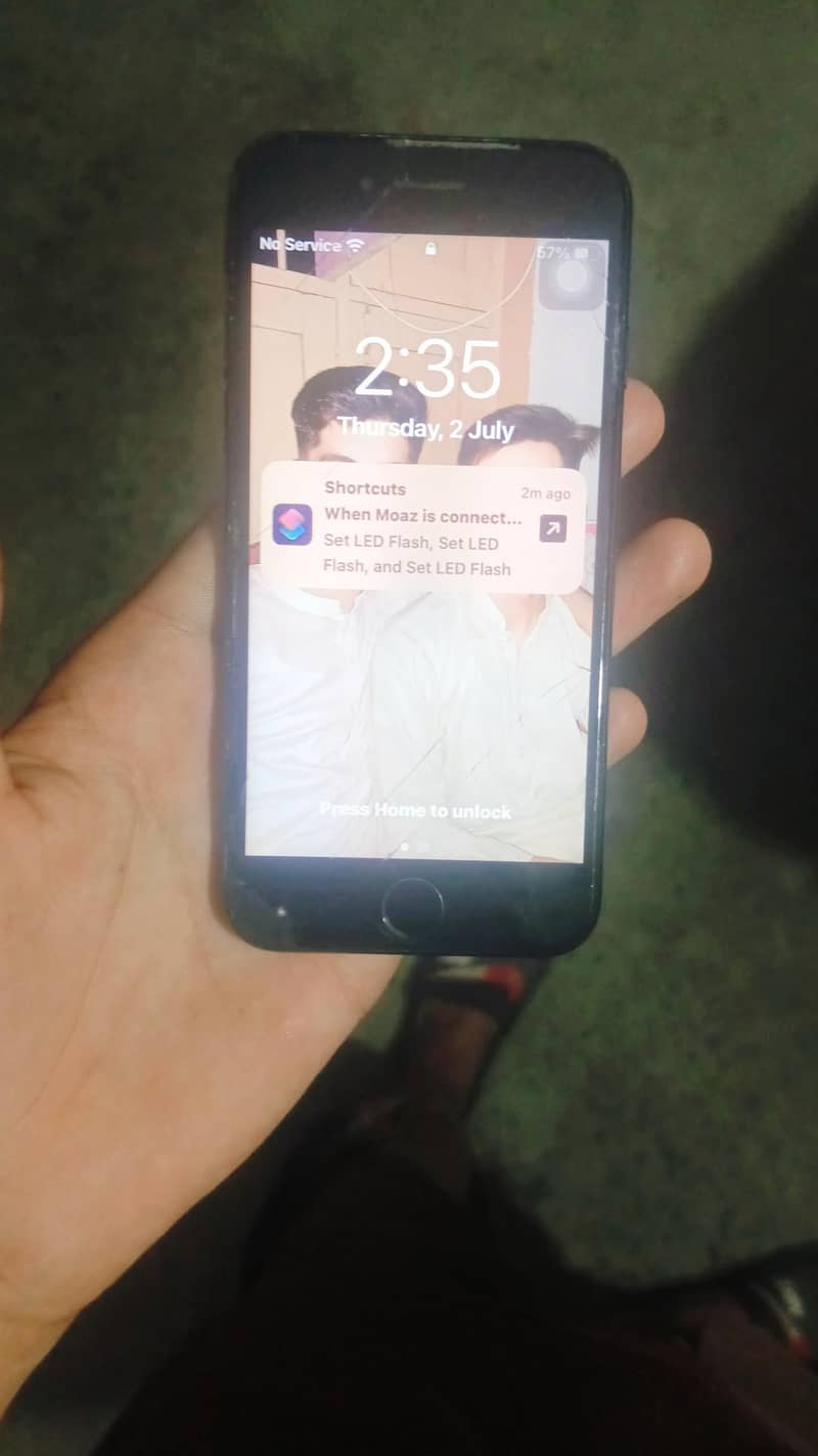 Apple iPhone 7 0