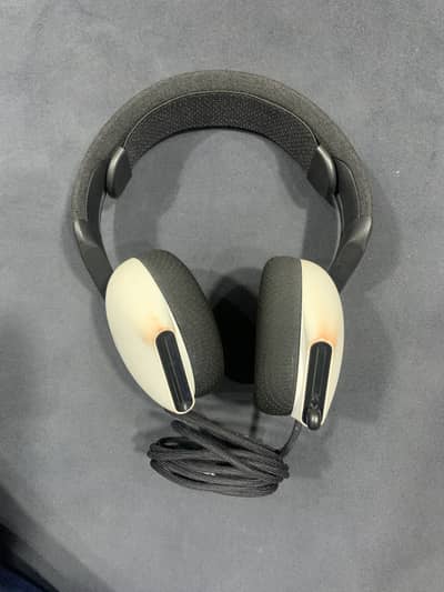 Alienware AW725H