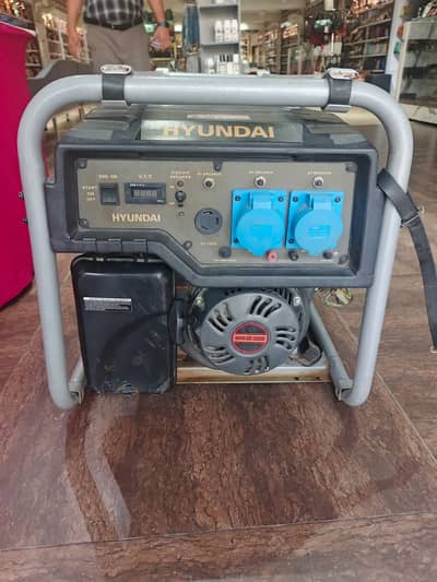 Hyundai Gasoline Generator 8 KW (HGS9250)