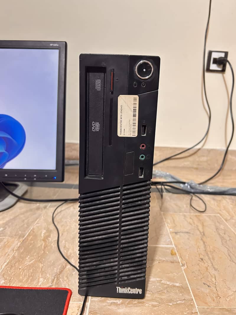Lenovo pc with amd processor 3