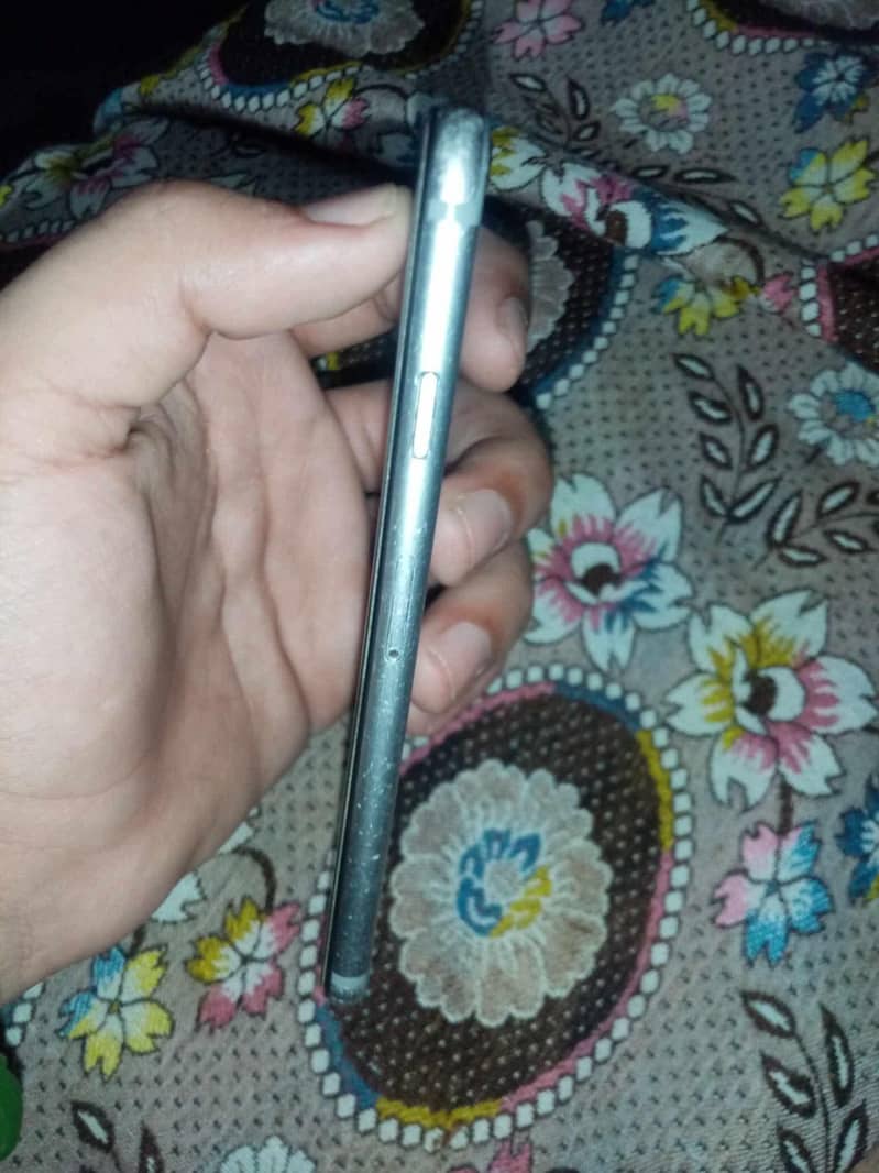 Apple iPhone 6 2