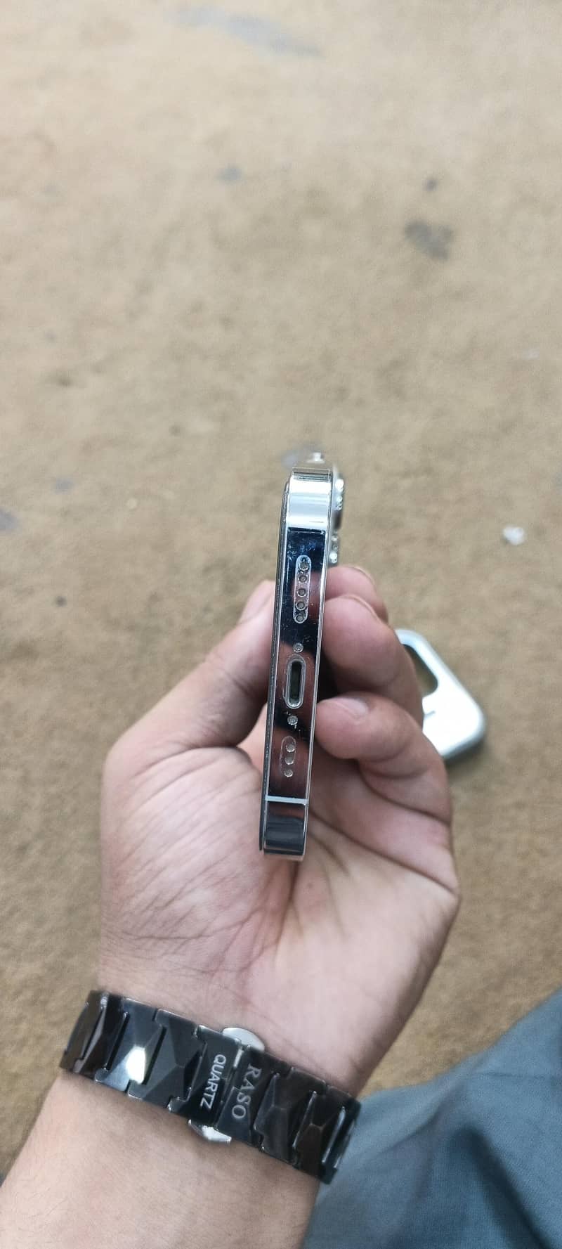Apple iPhone 13 Pro 2
