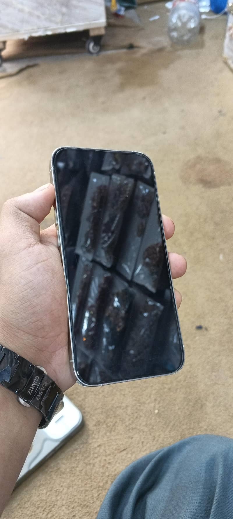 Apple iPhone 13 Pro 4