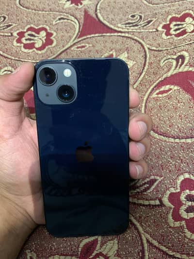 Apple iPhone 13
