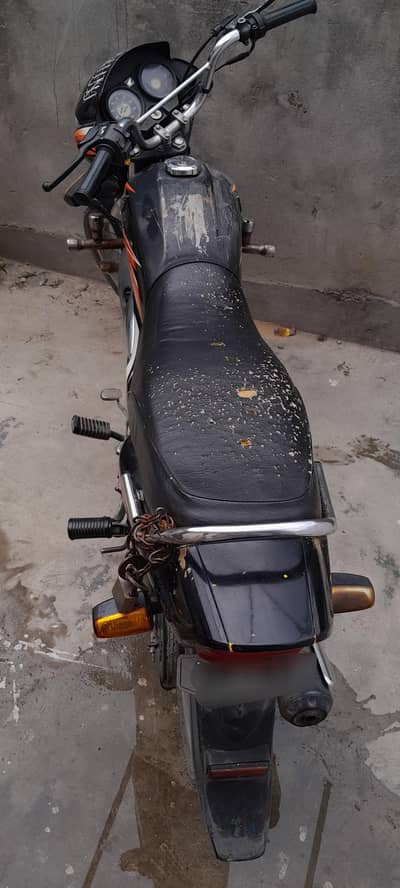 one hand driven bike