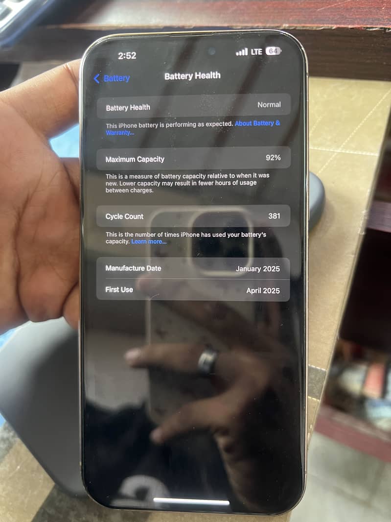 Apple iPhone 16 Pro Max 3