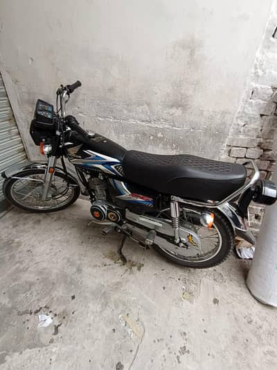 Honda 125 24/25 model