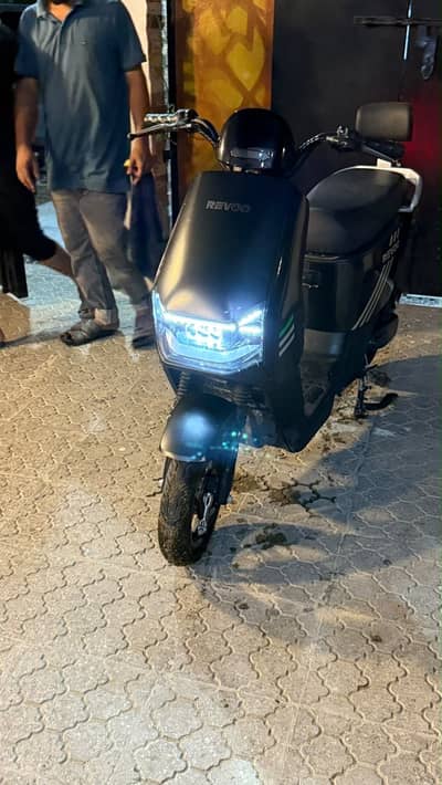 Revoo electric bike