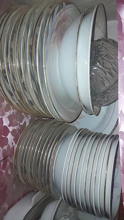 complete dinner set