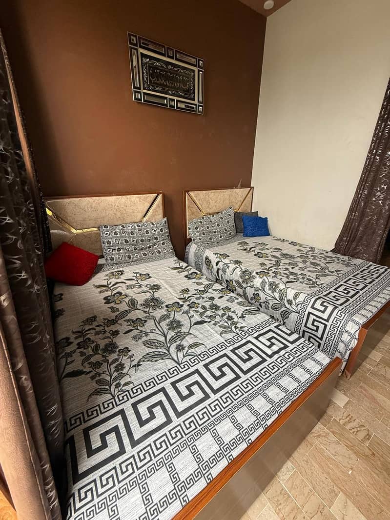 single bed 2 2