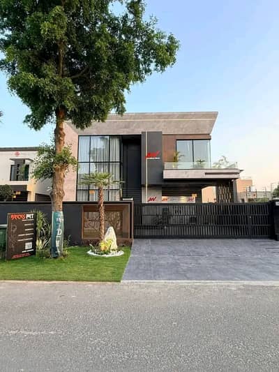 1 Kanal Brand New Luxury Furnished House for Rent in a Prime Location of Bahria Town, Lahore.