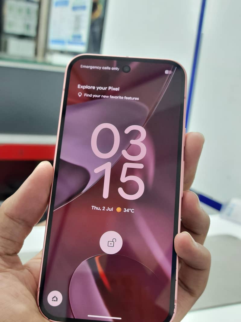 Google Pixel 9 4