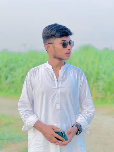 Arqam Khan 