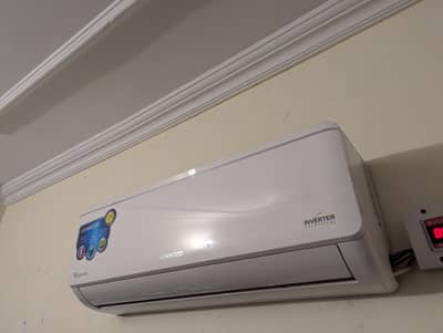 Kenwood 1.0 Ton AC E Comfort || Almsot Brand New