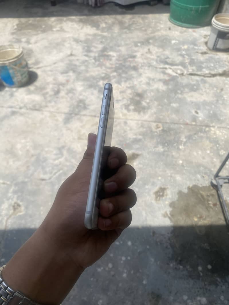 Apple iPhone 7 5