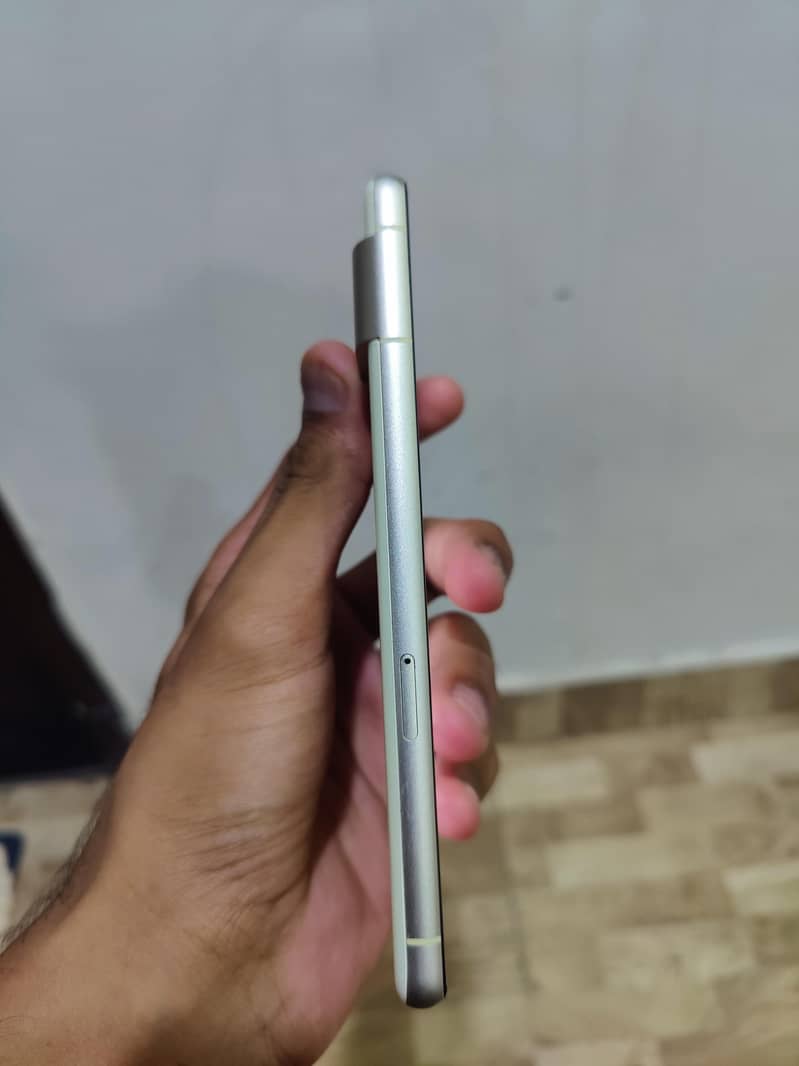 Google Pixel 7 3