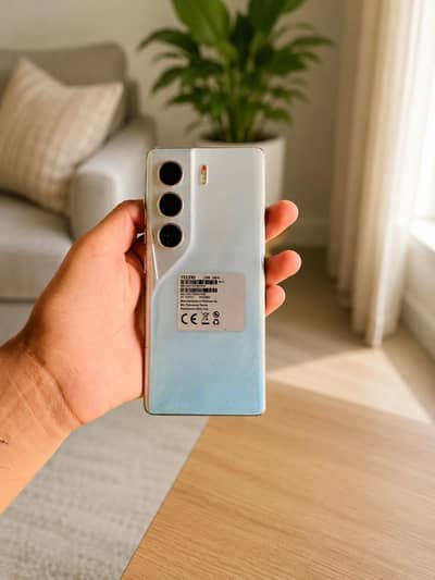 Tecno CAMON 40 Pro