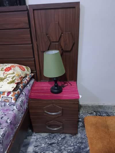 02SIDE TABLES CONDITION AS LIKE NEW NO WORK NEEDED