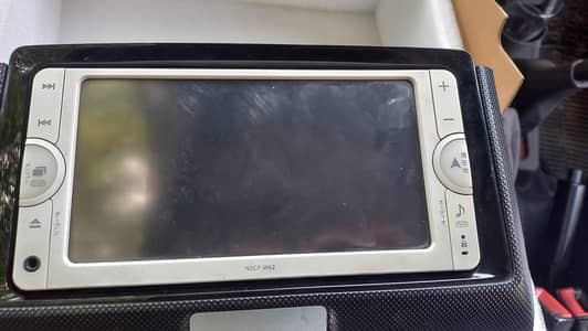 LCD car yaris
