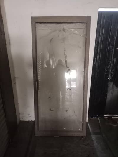 aluminium glass door