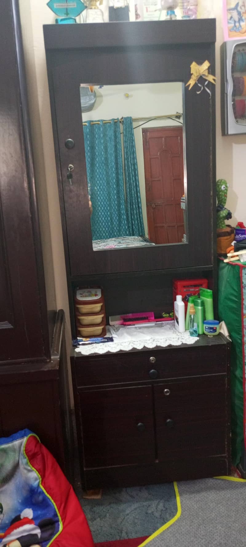 dressing table 2