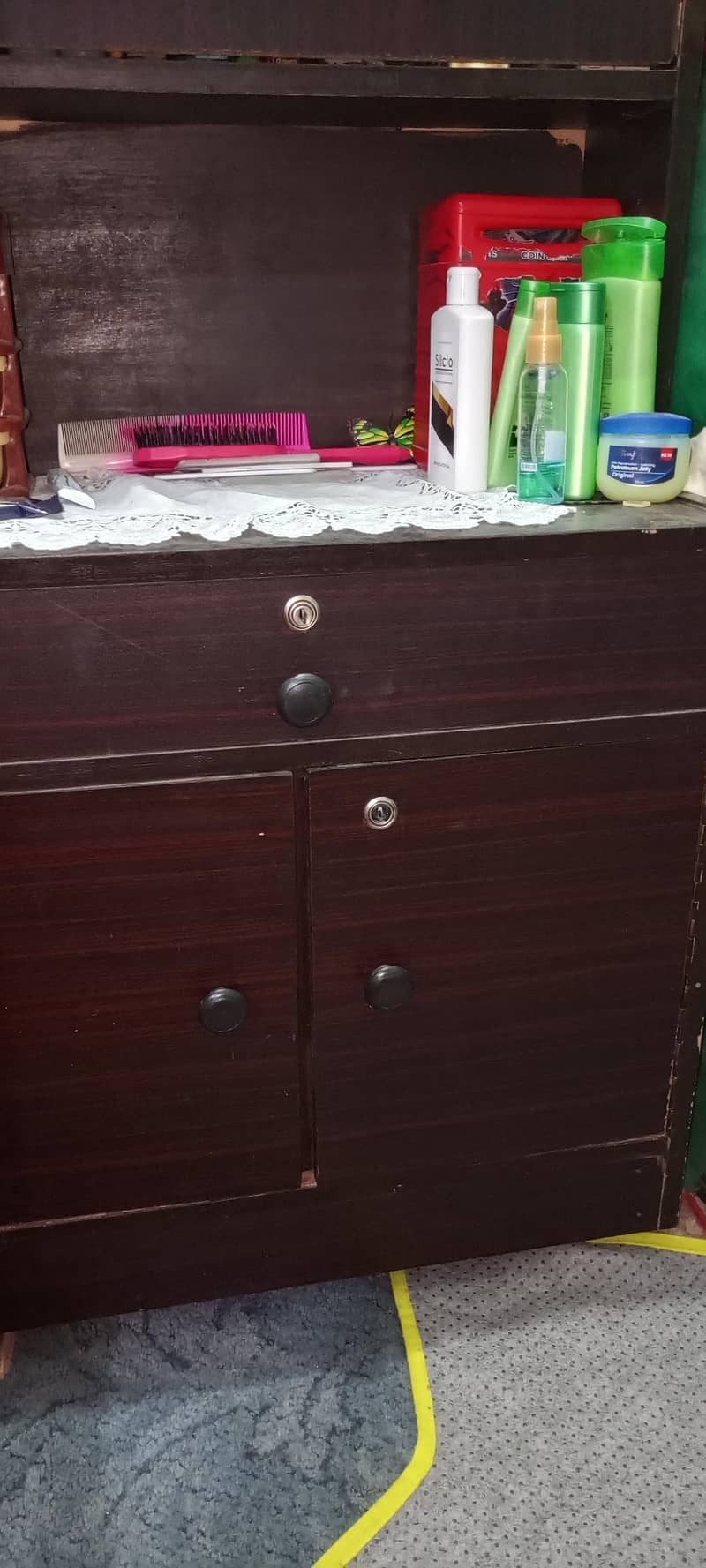 dressing table 4