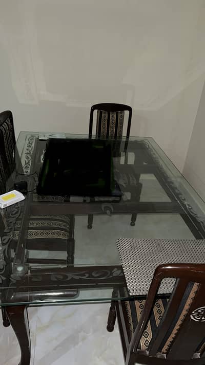 Heavy Quality Dining Table with 6 chair