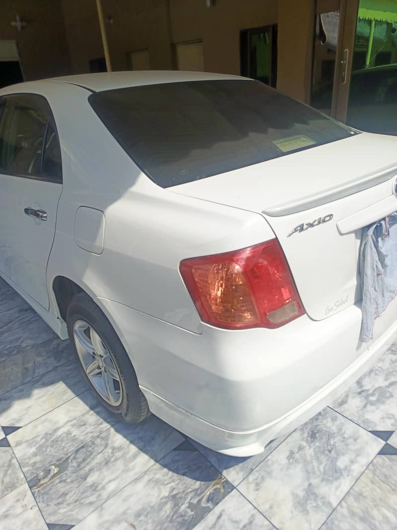 Toyota Axio 1