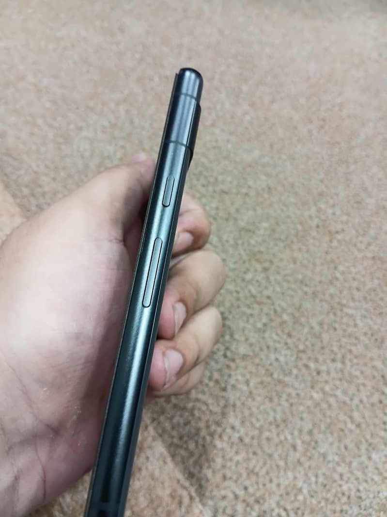Google Pixel 7a 5