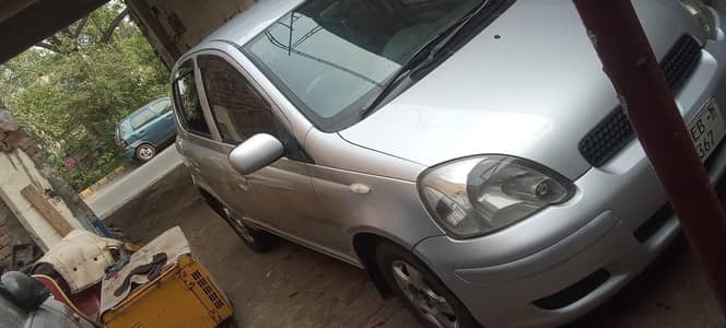Toyota Vitz 2003