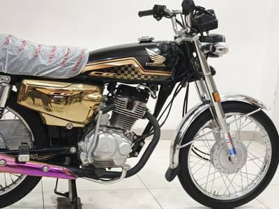 Honda CG 125 2024 Model Golden Edition