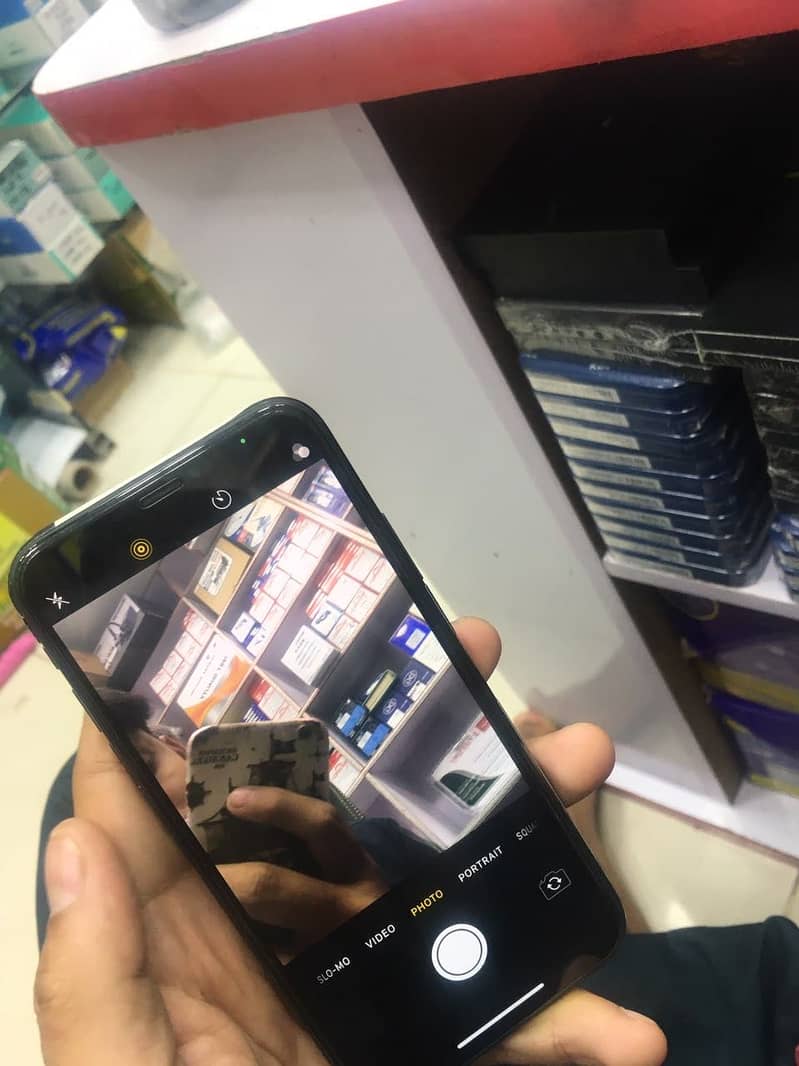 Apple iPhone X 14