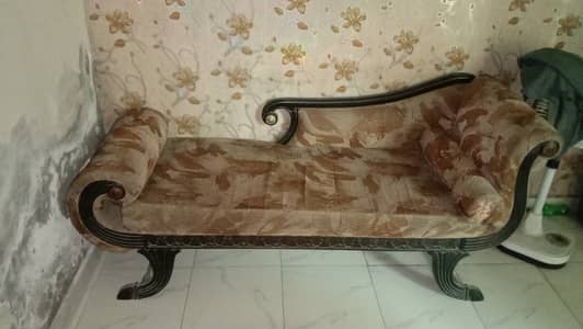 3 Seater Diwan