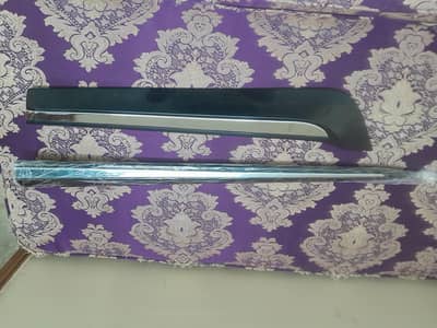 toyota corolla gli door moulding